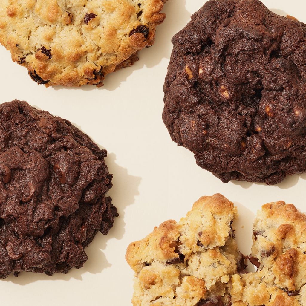 Flowers & Cookies Gift Set - Levain Bakery